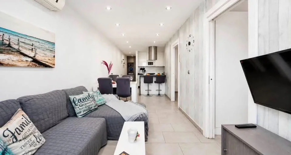 APARTAMENTO CON PARKING PRIVADO